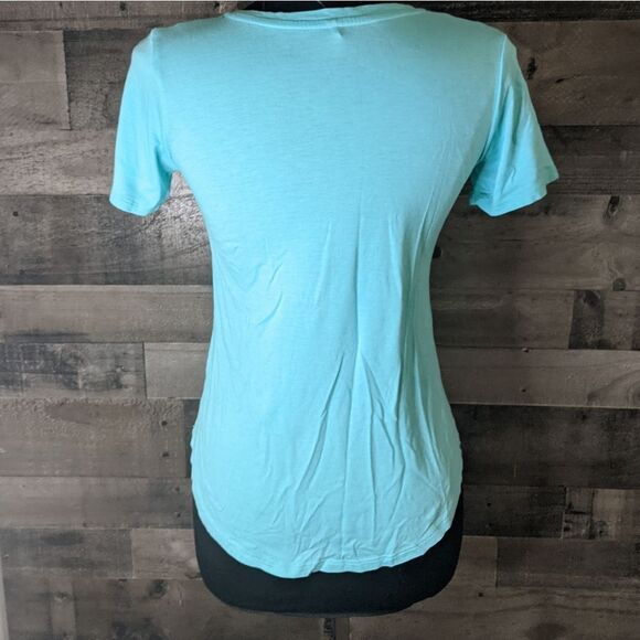 Soft Aqua Vneck Tshirt S - Picture 2 of 3